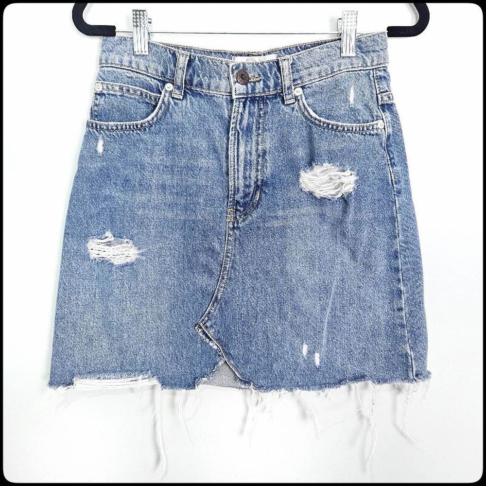 FREE PEOPLE We The Free Denim Mini Skirt Distressed Raw Hem Med Wash Size:  25